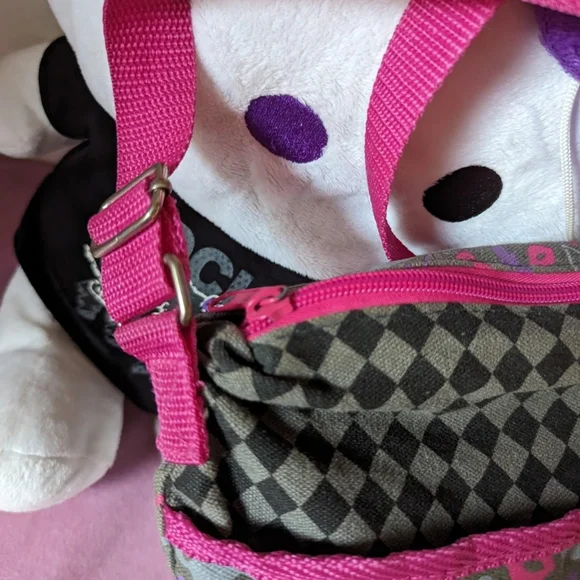 hello kitty purse